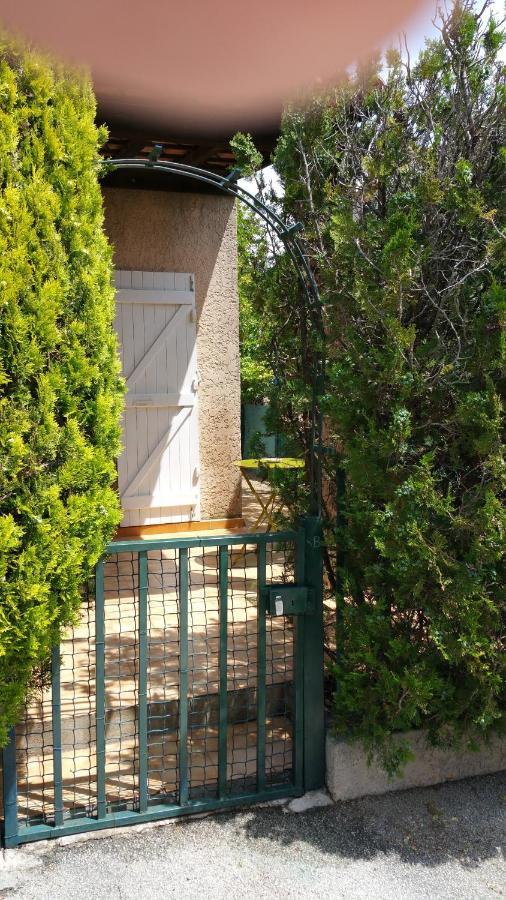 Mas De L Ile Rousse Lägenhet Bandol Exteriör bild
